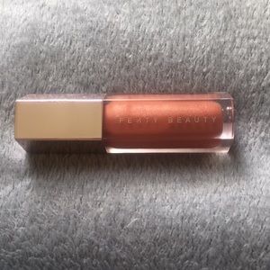 Fenty Beauty Gloss Bomb
